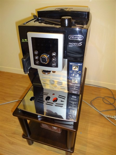 デロンギ マグニフィカ S カプチーノ スマート ECAM23260SB 価格