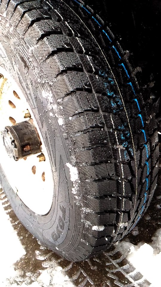 ランクル70系ナロー純正サイズです』 TOYO TIRE Winter TRANPATH S1