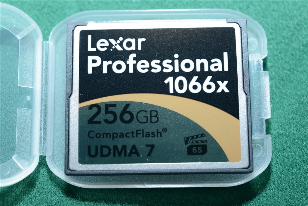 現時点で最高性能を誇るSLCチップ採用のLexar CF 1066X 256GB』 Lexar 