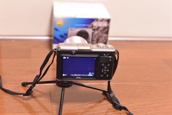 ニコン Nikon 1 AW1 防水ズームレンズキット [シルバー