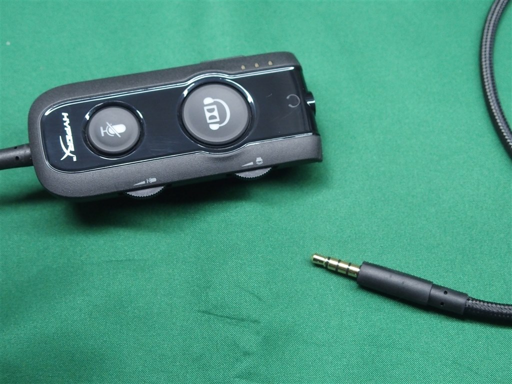 ゲーミングだけでなくbd視聴でも活躍できる キングストン Hyperx Cloud Revolver S Hx Hscrs Gm As 岡安学さんのレビュー評価 評判 価格 Com