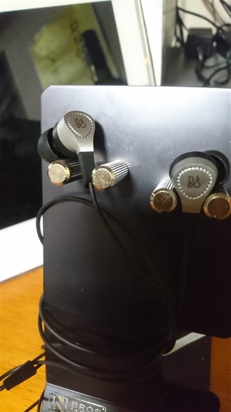 Bang&Olufsen B&O PLAY Beoplay H3 価格比較 - 価格.com