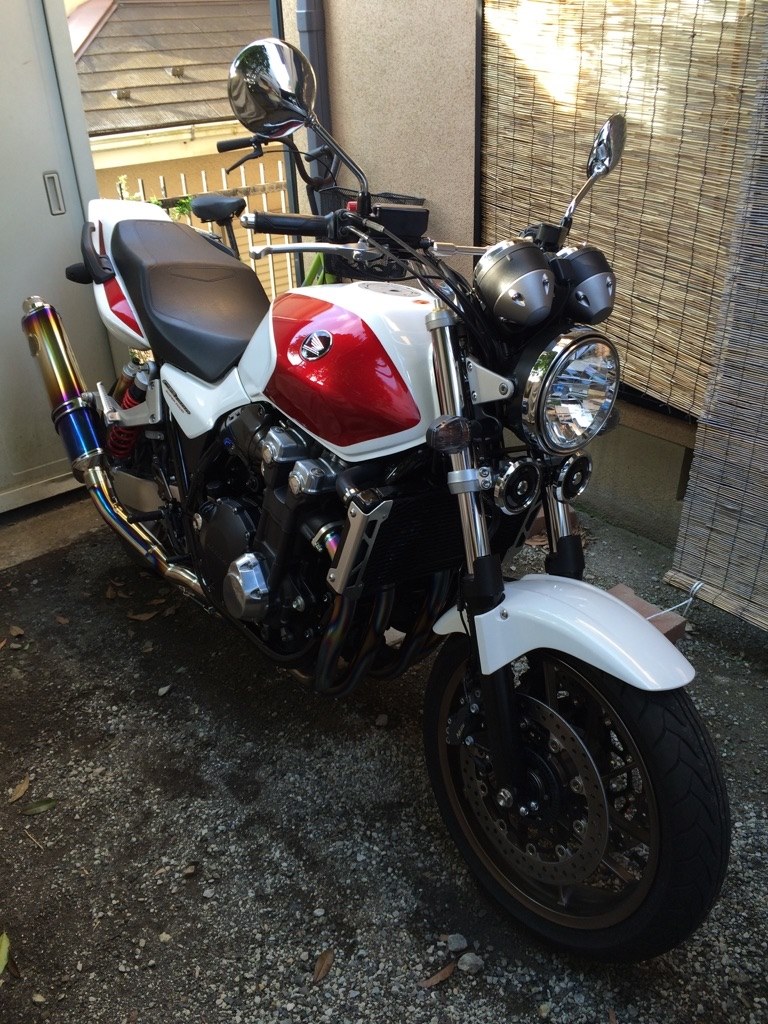 乗りやすいですが ホンダ Cb1300 スーパーフォア Qp いつも満月さんのレビュー評価 評判 価格 Com