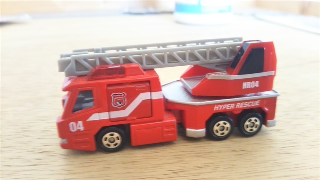 クルマの造りに疑問？』 タカラトミー トミカ ハイパーレスキュー HR04