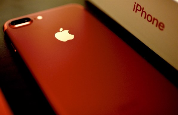 iPhone 7plus 128G Red docomo回線 Apple iPhone 7 PLUS 128GB, 4G LTE - IP67 Dust & Water Resistant