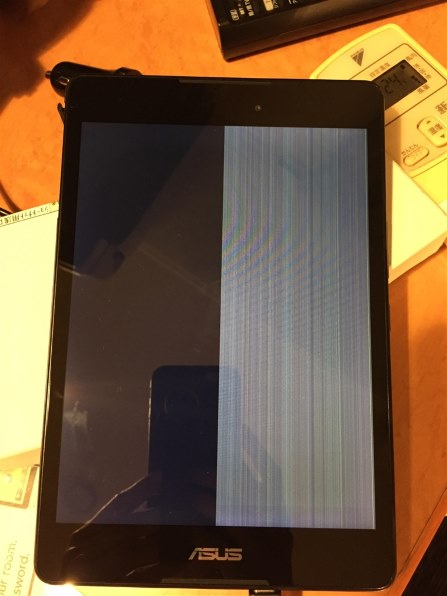 ASUS ASUS ZenPad 3 8.0 Z581KL-BK32S4 SIMフリー投稿画像・動画