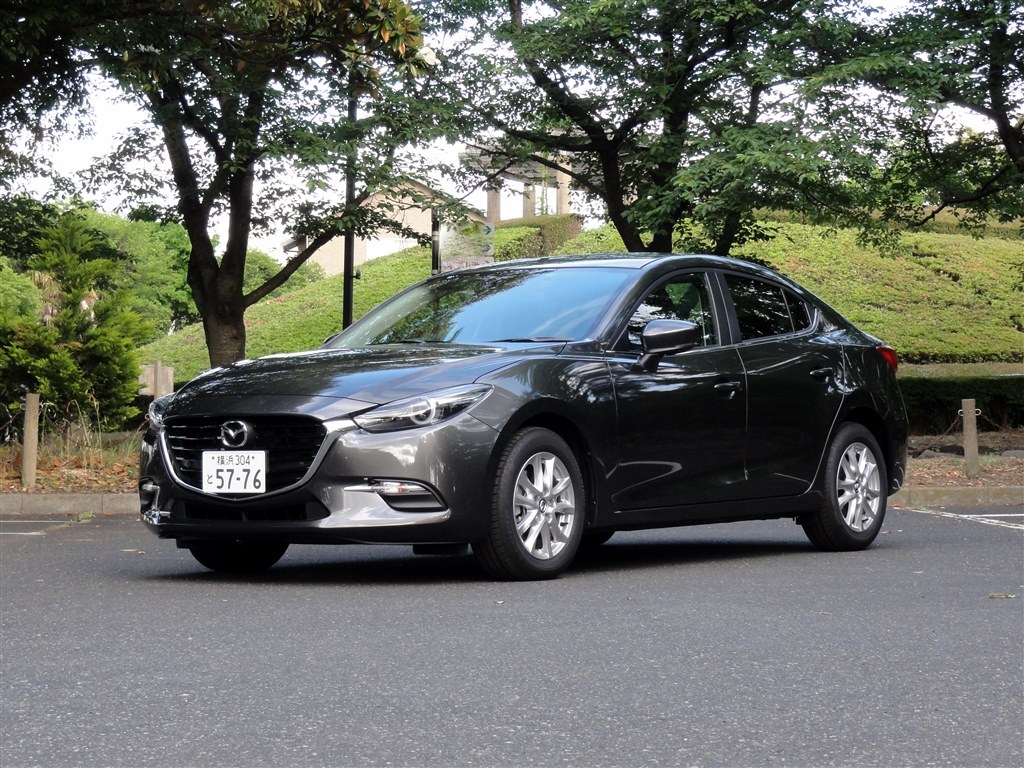 本家を超える 隠れた実力を持つハイブリッドカー マツダ アクセラ ハイブリッド 13年モデル 高山正寛さんのレビュー評価 評判 価格 Com