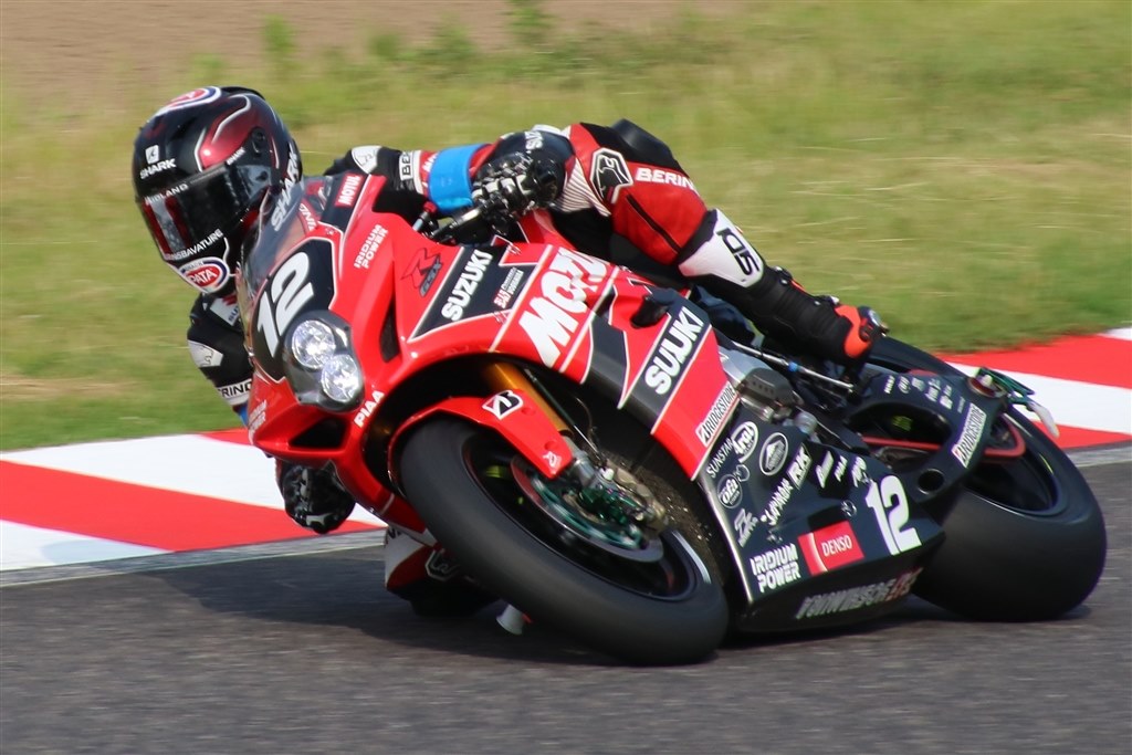 動体にも十分対応できるレンズでは？(初心者レビュー)』 TAMRON 18