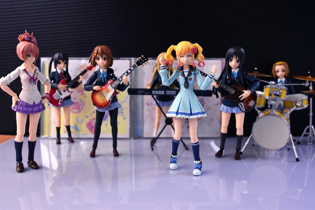 製品としては良いが登場時期が悪過ぎ。つかめ!コラボのウエーブ 製品としては良いが登場時期が悪過ぎ。つかめ!コラボのウエーブ