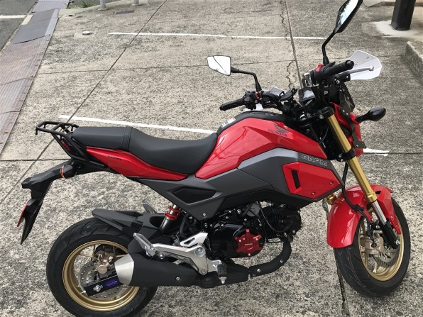 HONDA　グロム　赤　低走行　3849㎞　レギュレーター　メインハーネス　イグナイター　イグニッションコイル　実動外し(中古)1177-G6794 レギュレーターの点検（ホンダ グロム125）by 丸目GROM乗り - みんカラ