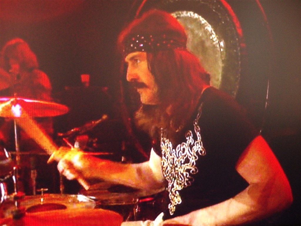 繰り返し視聴してます 洋楽 レッド ツェッペリン 狂熱のライヴ Wtb 113 Dvd 猫の名前はシロちゃんさんのレビュー評価 評判 価格 Com