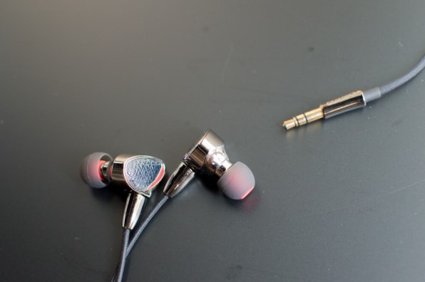 イヤホン OSTRY KC09 Amazon.co.jp: 【国内正規品】OSTRY KC09 MMCXリケー ブル対応