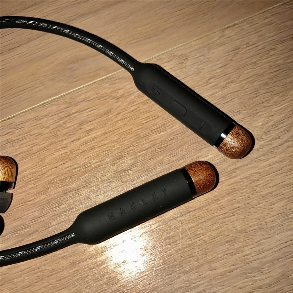 ハウス・オブ・マーリー 完全ワイヤレス Bluetoothイヤホン(ブラック) House of Marley】完全ワイヤレスイヤホン《Little Bird True