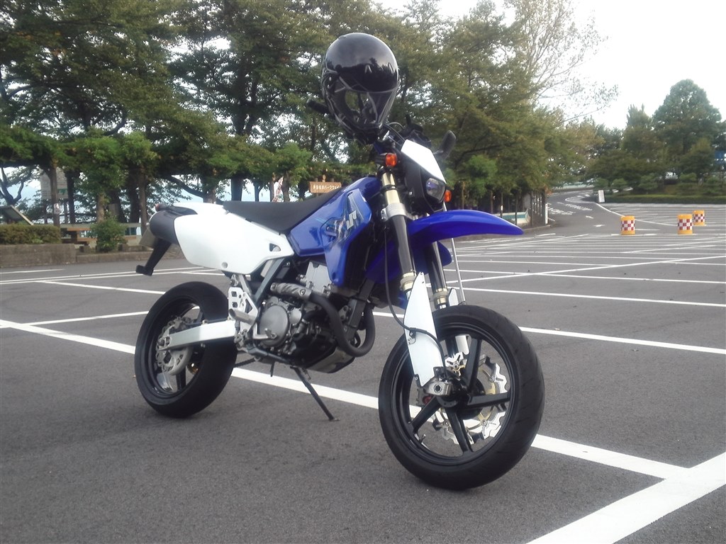 ツーリングもこなせる旧車モタード』 スズキ DR-Z400SM siraimondoさんのレビュー評価・評判 - 価格.com