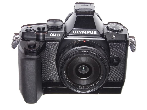 オリンパスOM-D E-M5 予備バッテリー HLD-6 レンズ カメラバッグ