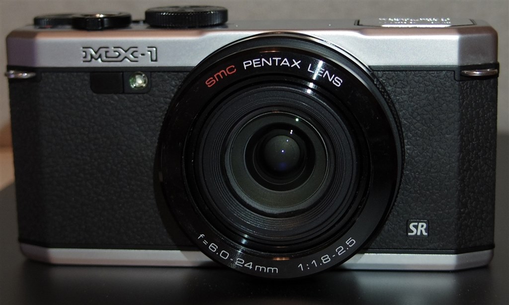 評価に困るカメラ』 ペンタックス PENTAX MX-1 [クラシックシルバー