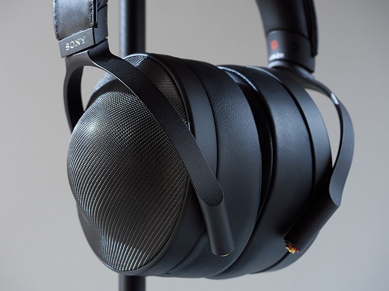 SONY MDR-Z1R ハイレゾヘッドホン ソニー、約20万円の最上位ハイレゾヘッドホン「MDR-Z1R」を10/29