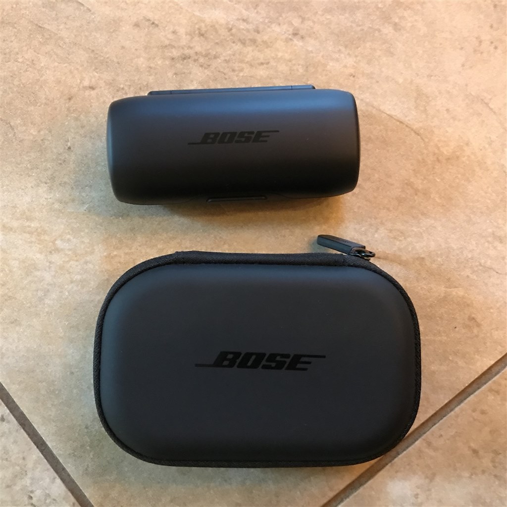 Bose SoundSport Free  充電ケース