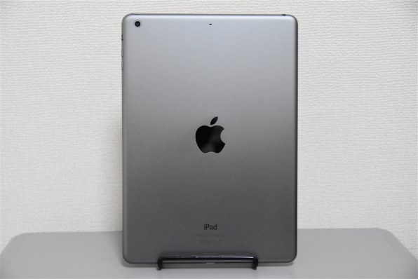 Apple iPad Air Wi-Fiモデル 128GB ME906J/A [シルバー] 価格比較 