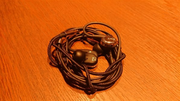 AKG N40 価格比較 - 価格.com