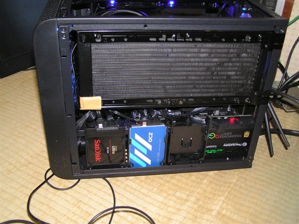 Thermaltake Core V21 CA-1D5-00S1WN-00 レビュー評価・評判 Thermaltake Core V21 CA-1D5-00S1WN-00 レビュー評価・評判