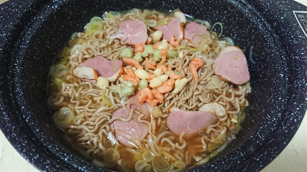 Σ(-∀-；) 袋麺の蕎麦を舐めてました。食べやすいよ。』 東洋水産