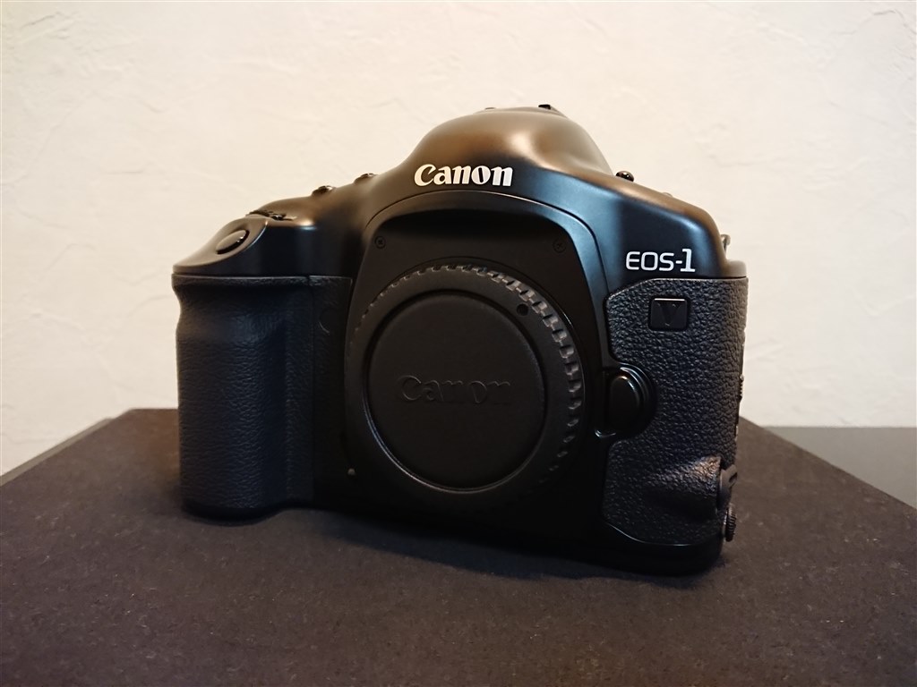 最新にして最後 究極のフィルム一眼レフ』 CANON EOS-1V ボディ 最新にして最後 究極のフィルム一眼レフ』 CANON EOS-1V ボディ