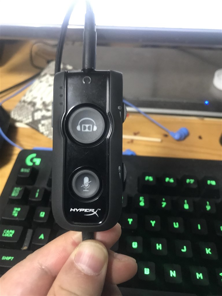 改造というかコツが必要だが この価格帯では最強格 キングストン Hyperx Cloud Revolver S Hx Hscrs Gm As 白猫 さんのレビュー評価 評判 価格 Com