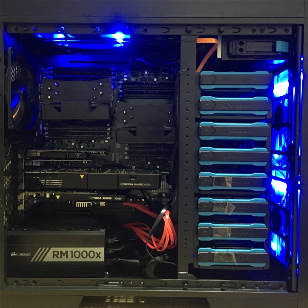 静音ワークステーションと爆音サーバーを一体化！』 Thermaltake