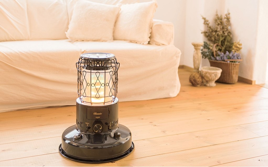 寒さに屈して今季2台目の石油ストーブ購入』 トヨトミ Favor class RL