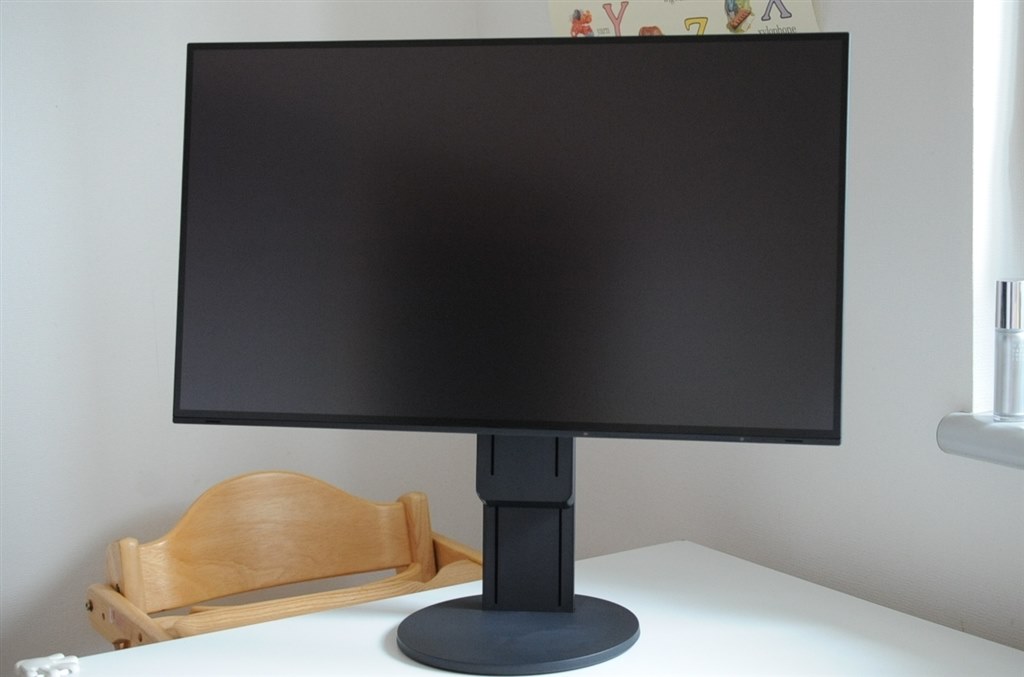 虚飾のない美しいデザインのディスプレイ。』 EIZO FlexScan EV2785-BK [27インチ ブラック]  es_auctionさんのレビュー評価・評判 - 価格.com