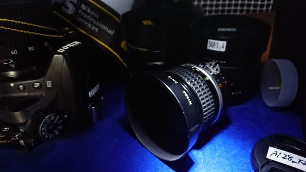 カメラ レンズ(単焦点) ニコン Ai Nikkor 28mm f/2.8S レビュー評価・評判 - 価格.com