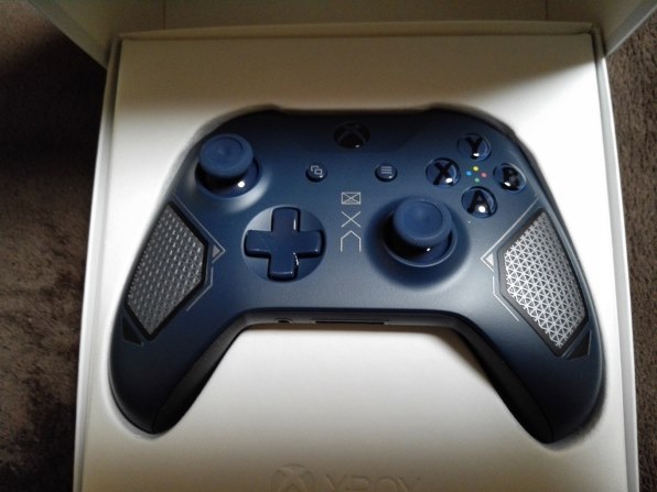 マイクロソフト Microsoft Xbox ワイヤレス コントローラー ロボッ Amazon.co.jp: マイクロソフト ゲームコントローラー ワイヤレス