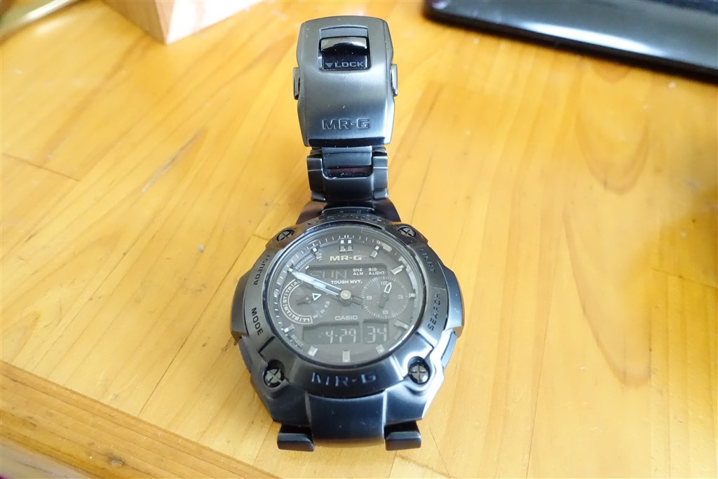G-SHOCKアナデジの最高峰』 カシオ G-SHOCK MR-G MRG-7700B-1BJF 散々