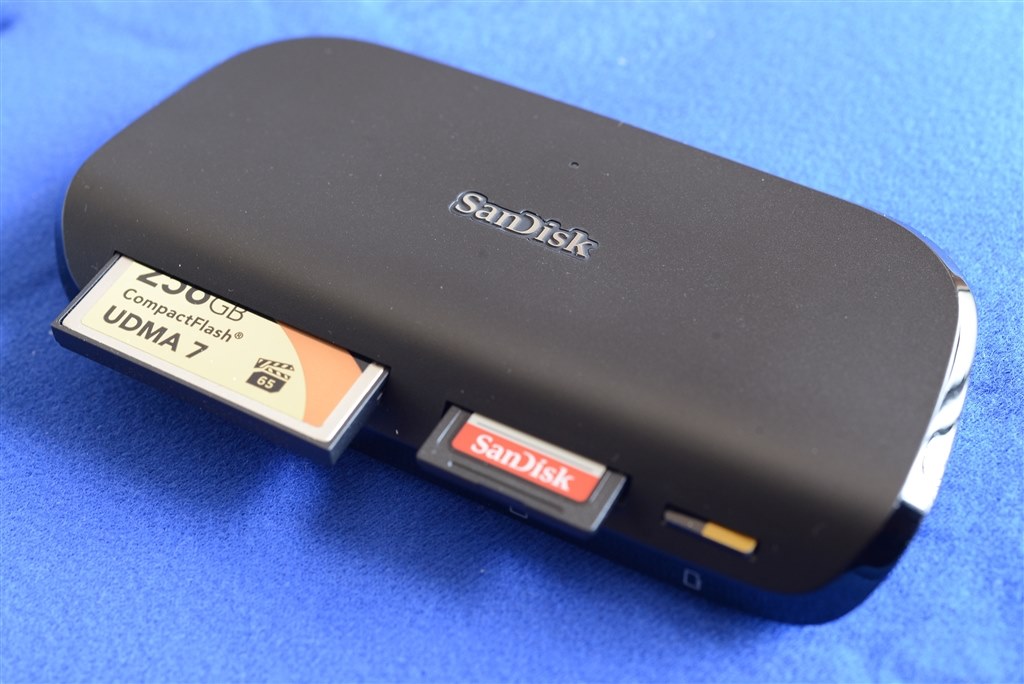 かなり優秀な性能のSanDisk製 マルチカードリーダー』 SANDISK SDDR