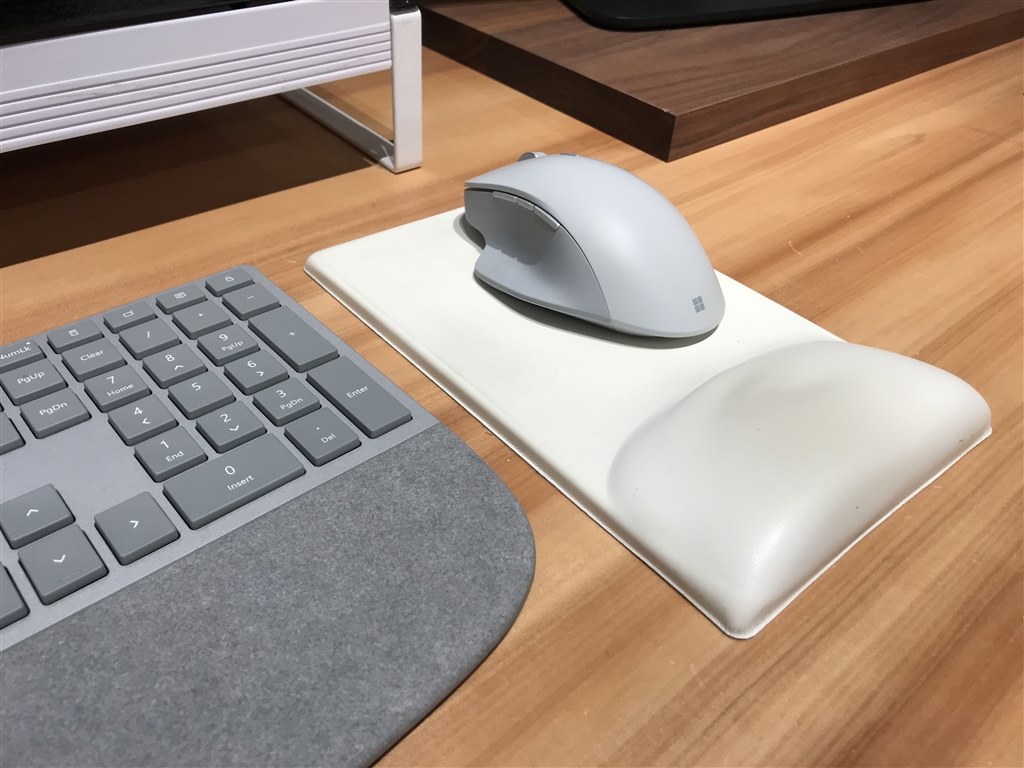 初めてのワイヤレスマウス』 マイクロソフト Surface Precision Mouse ...