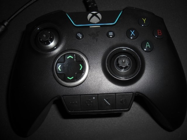 Msのeliteコントローラー並の値段なら良かった Razer Wolverine Ultimate Sevenさんのレビュー評価 評判 価格 Com