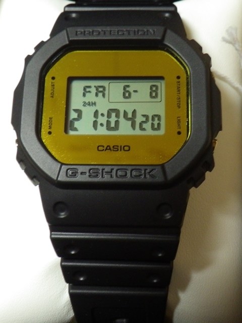 鏡面パネル』 カシオ G-SHOCK メタリック・ミラーフェイス DW-5600BBMB