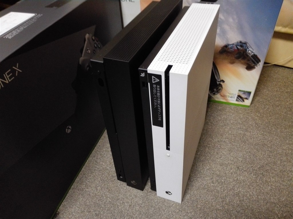 サイズがコンパクトなネイティブ4K＋HDR10対応のゲーム機』 マイクロソフト Xbox One X Costumeさんのレビュー評価・評判 -  価格.com