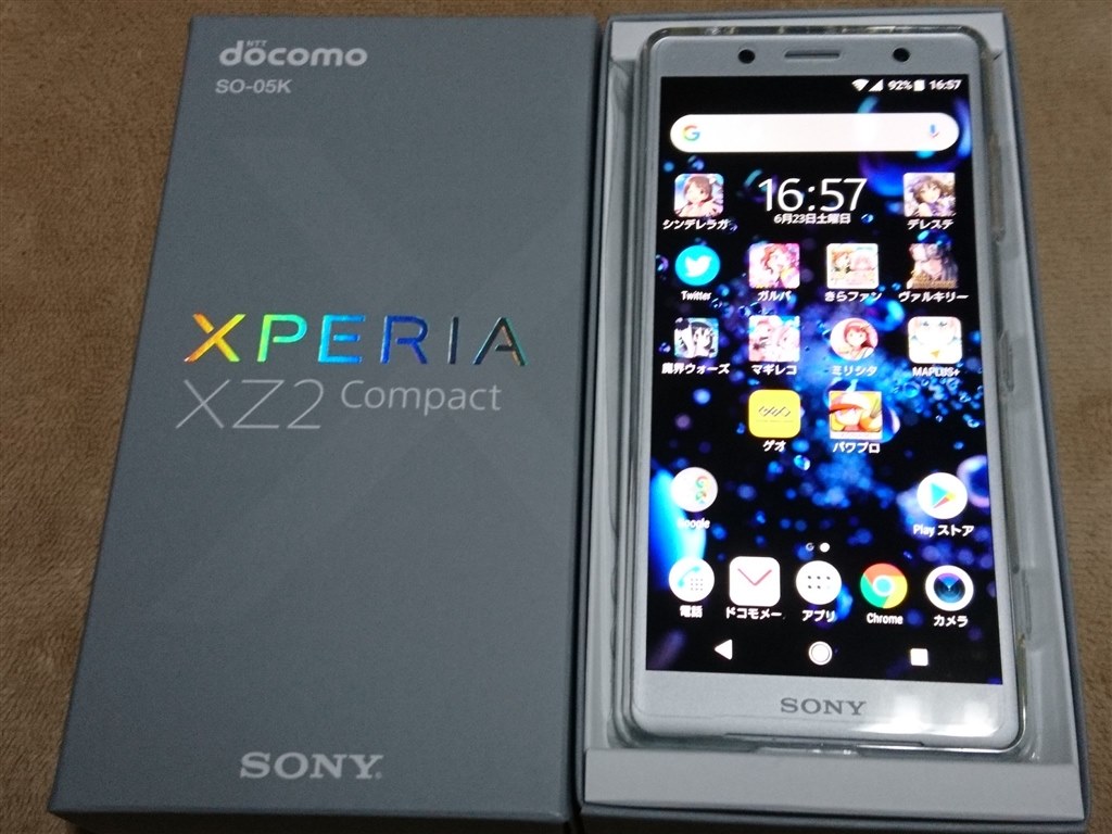 語彙力の低いデレステ基準なレビューになります Sony Xperia Xz2 Compact So 05k Docomo White Silver うみはねさんさんのレビュー評価 評判 価格 Com