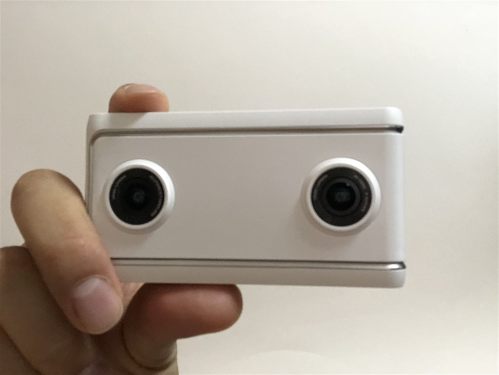 VRコンテンツを撮影できるものの扱いが難しい』 Lenovo Lenovo Mirage Camera with Daydream ZA3A0011JP  ジャイアン鈴木さんのレビュー評価・評判 - 価格.com