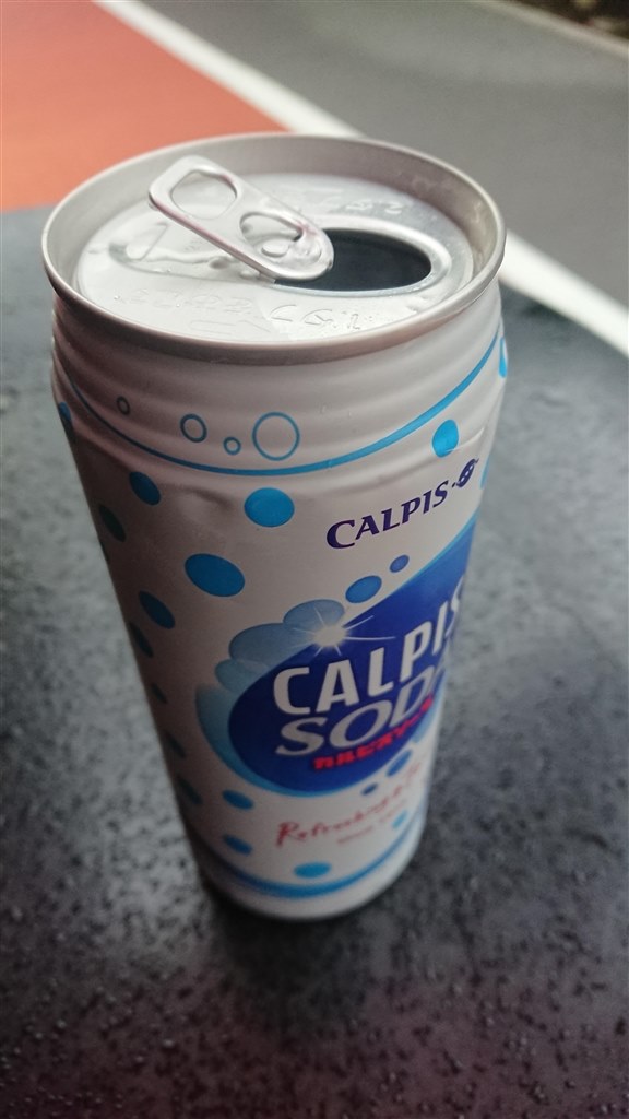 カルピスが苦手でも飲めるカルピスソーダ』 アサヒ飲料 カルピスソーダ