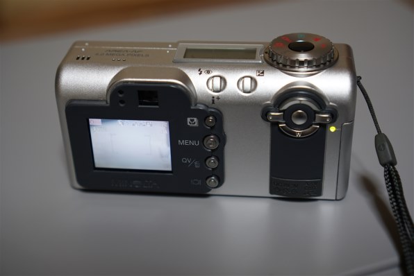コニカ ミノルタ DiMAGE F100 レビュー評価・評判 - 価格.com コニカ ミノルタ DiMAGE F100 レビュー評価・評判 - 価格.com