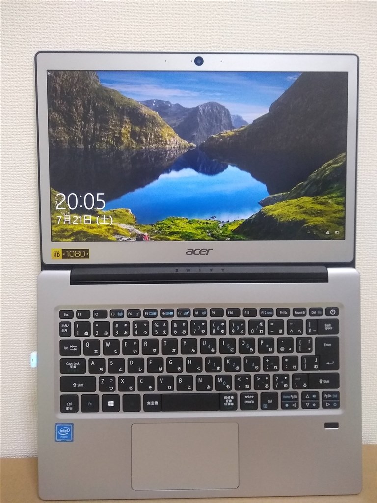 偽mac Book Air 笑 かなり似てます Acer Swift 1 Sf113 31 A14q S ピュアシルバー Silvia R240さんのレビュー評価 評判 価格 Com