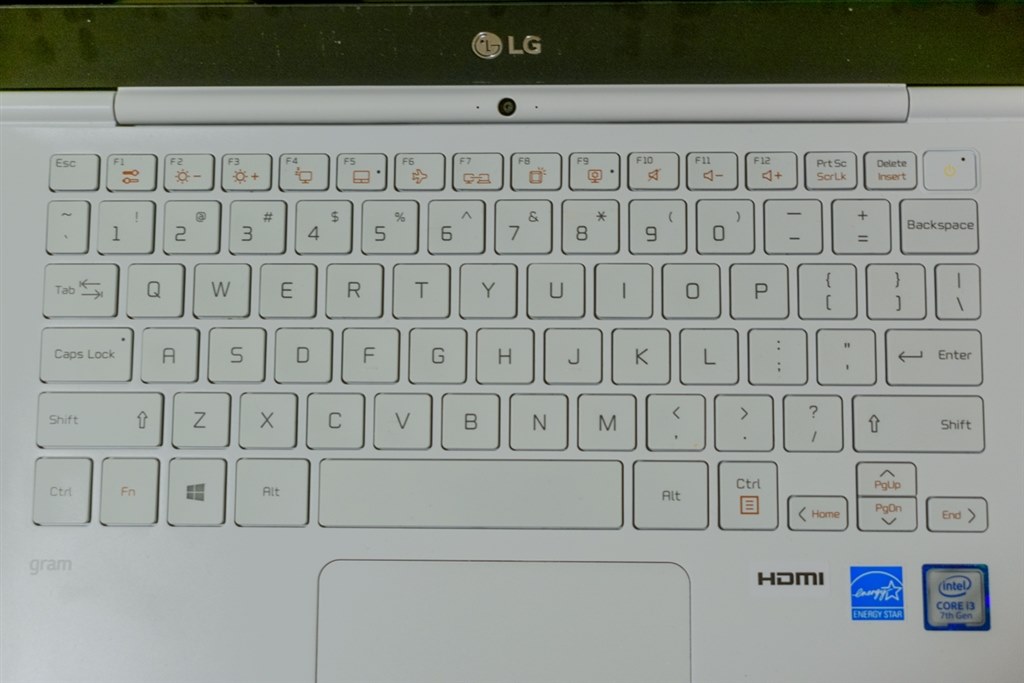 モバイル用PCとして大活躍中』 LGエレクトロニクス LG gram 13Z970