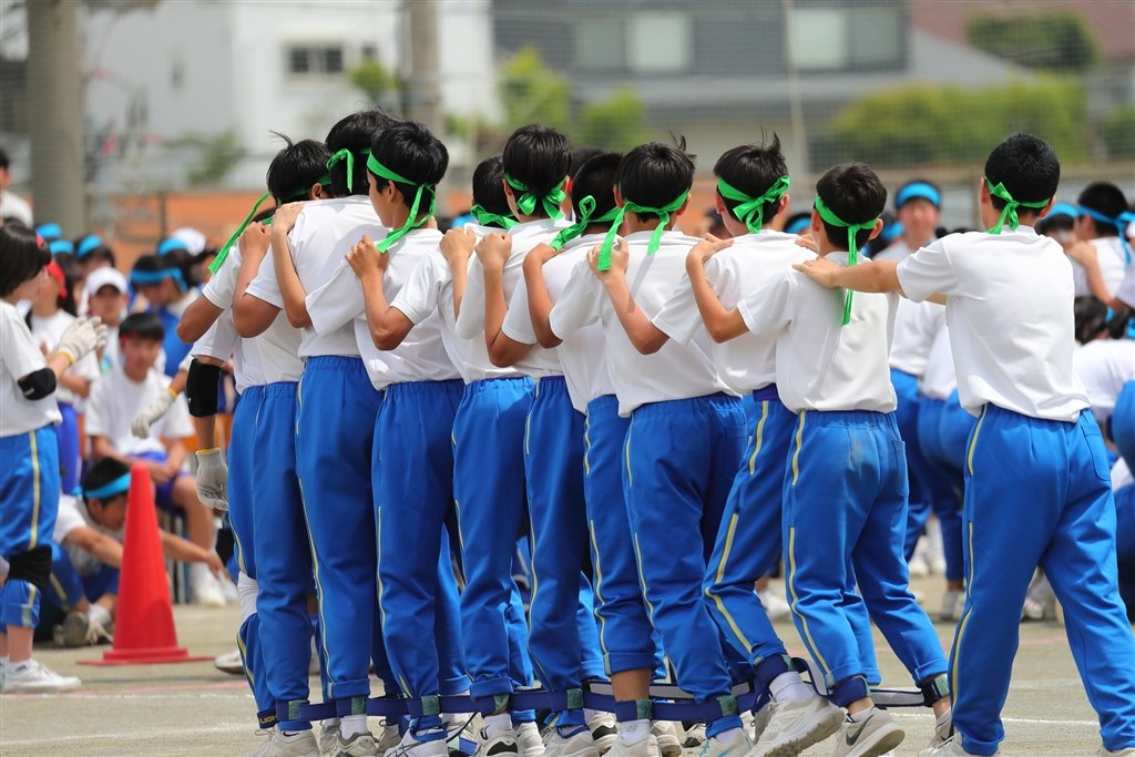 素晴らしい描写 運動会で最強の必勝ズームレンズ』 CANON EF100