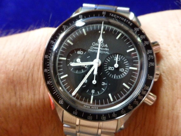 オメガ スピードマスター ムーンウォッチ プロフェッショナル 42MM
