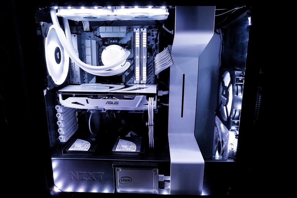 新時代のスマートPCケース』 NZXT H700i CA-H700W-WB [マットホワイト