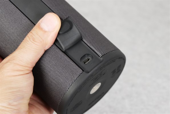 スピーカー・ウーファー Ultimate Ears MEGABOOM3 WS930BK Amazon.co.jp: Ultimate Ears Bluetooth スピーカー WS930BK ナイト