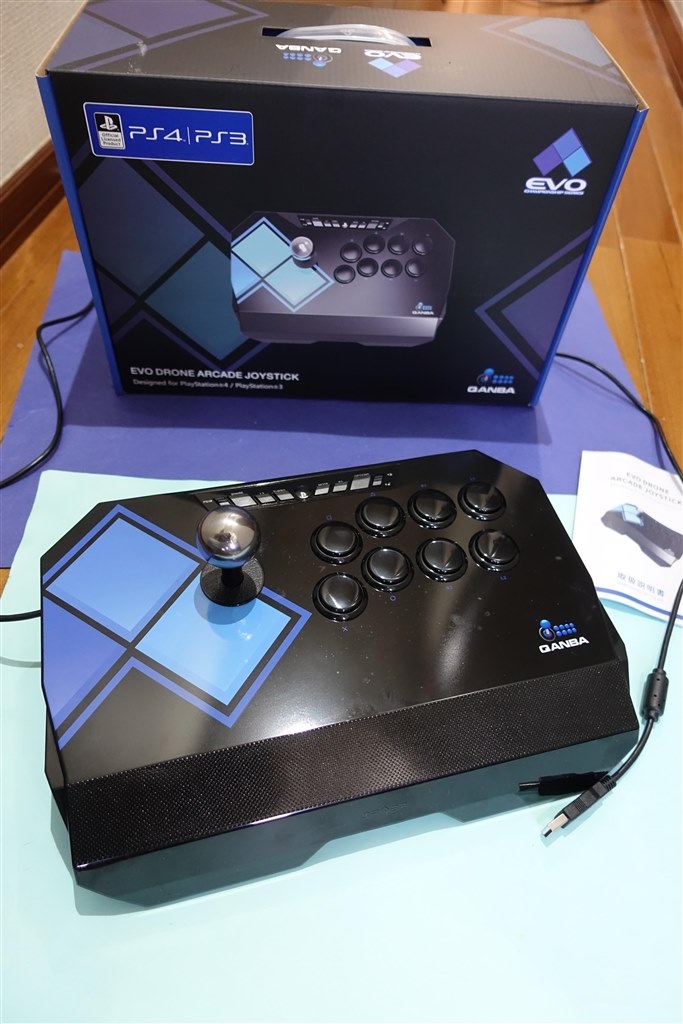 フルスペックアケコンでありながらも携行性も重視した新モデル』 Qanba EVO Drone Arcade Joystick N2-PS4-01C  [ブラック/ブルー] 西川善司さんのレビュー評価・評判 - 価格.com